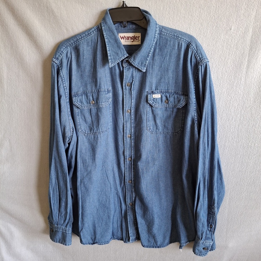 Wrangler Rugged Wear Men XL Long Sleeve Denim Button Up Shirt Blue Denim Work